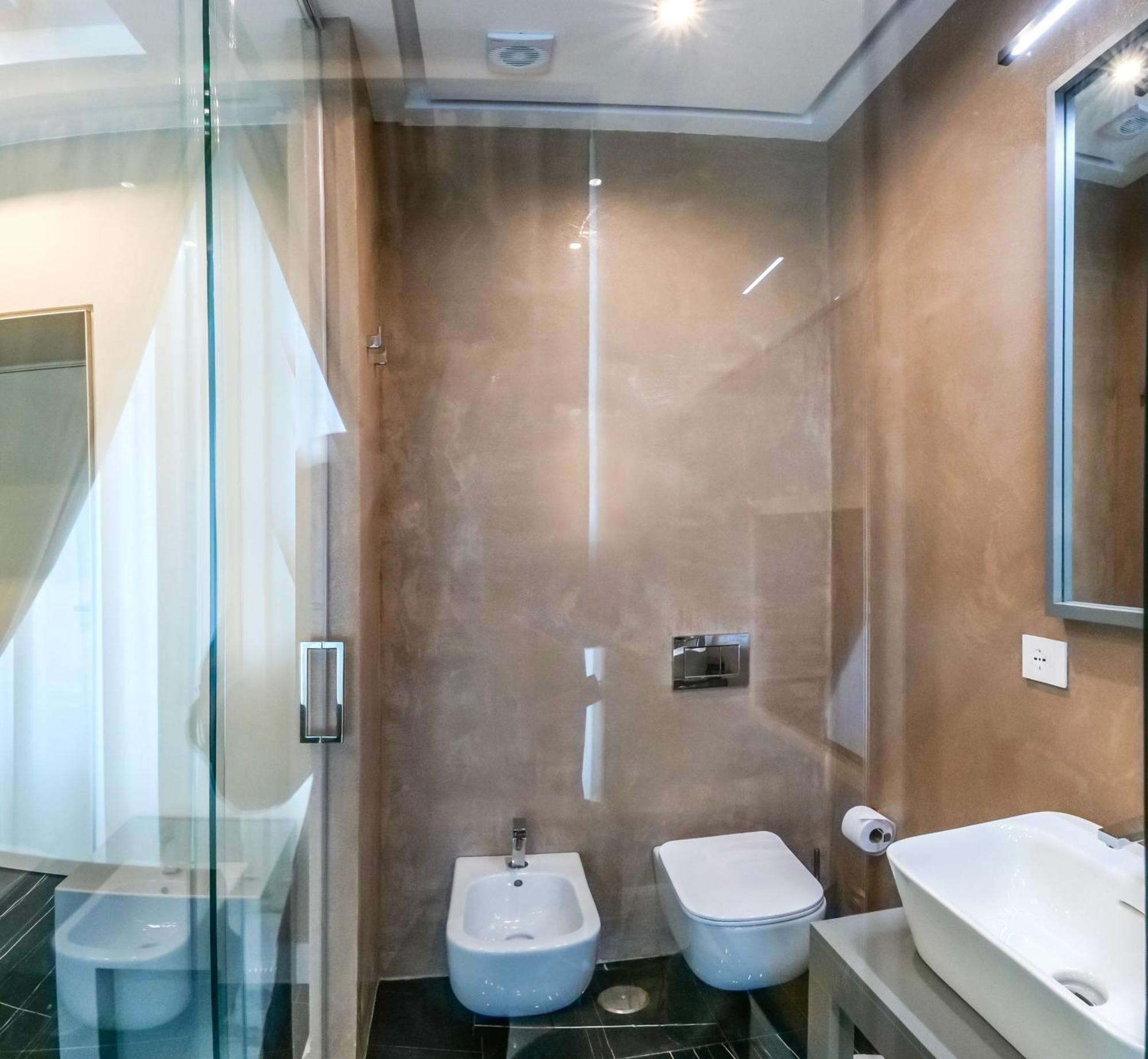 Maison San Carlo Luxury Suites Napoli Bagian luar foto