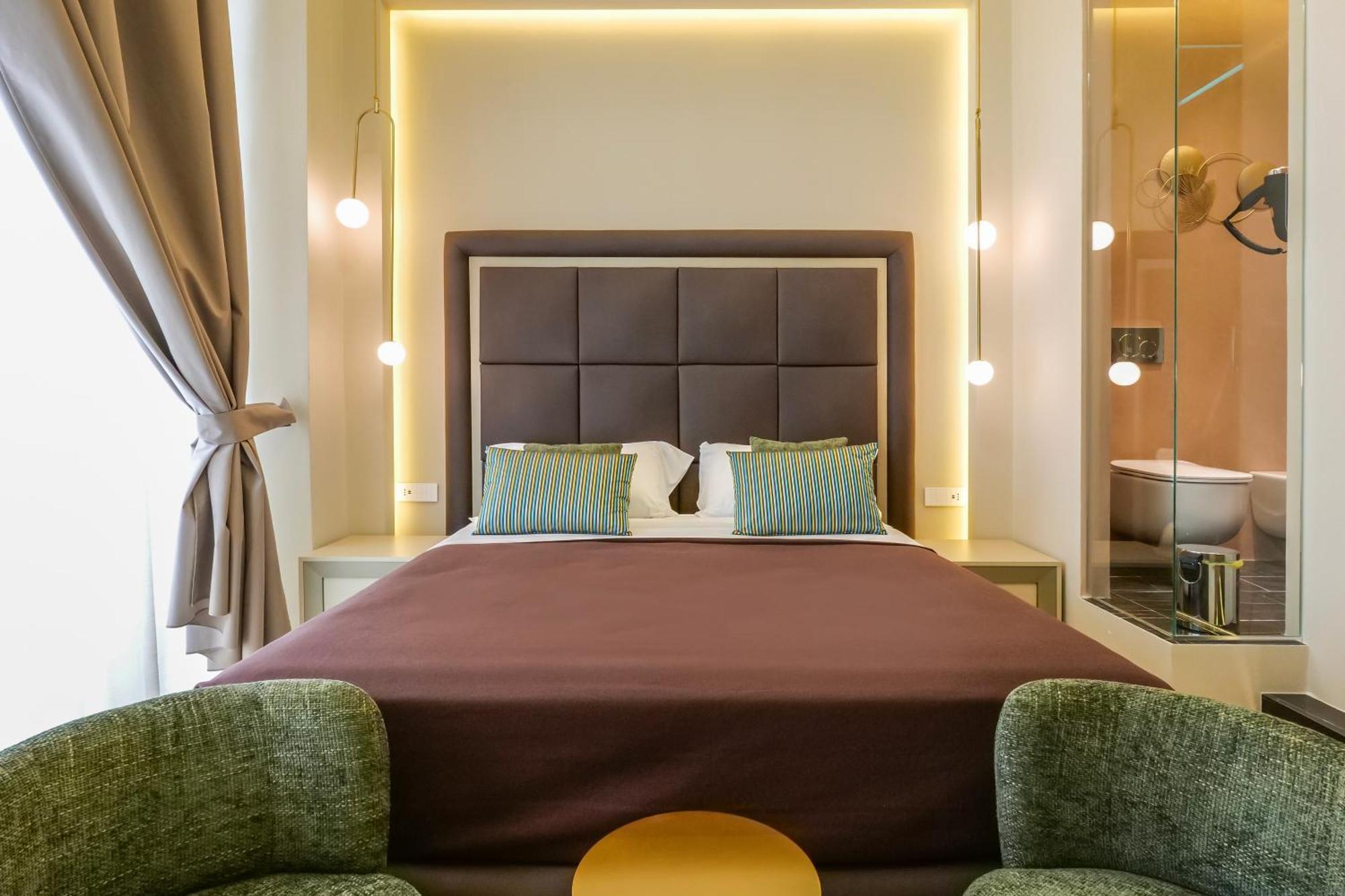 Maison San Carlo Luxury Suites Napoli Bagian luar foto